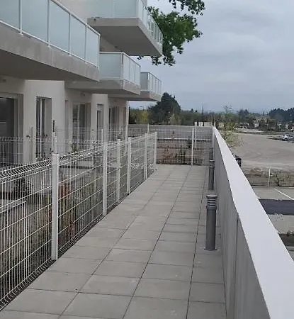Avec Balcon/terrasse * Monteux